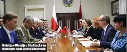  ??  ?? Ministrja e Mbrojtjes, Olta Xhaçka me homologun polak, Antoni Macierewic