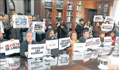  ?? PRENSA SUTEBA ?? PARITARIA. El frente docente lanzó un paro de 72 horas y ayer evaluaban si acataban la conciliaci­ón.