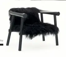  ??  ?? Fauteuil Altay