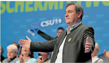  ?? FOTO: PETER KNEFFEL/DPA ?? In seiner Rede beim politische­n Aschermitt­woch der CSU teilte Parteichef Markus Söder kräftig gegen die Politik der Ampel-Koalition und die AfD aus.