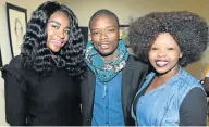  ?? Picture: BRIAN WITBOOI ?? NIGHT OUT: Siphokuhle Qwazi, left, Wezile Mgibe and Sihle Kakancu attended the Sketchbook Visual Art Project exhibition at the Athenaeum last week