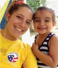  ?? Tribune News Service ?? ■ Alexandria Trimble, left, served as a Peace Corps volunteer in El Salvador in 2013-2015.