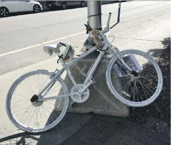  ?? PHOTOS: ASHLEY FRASER ?? A ghost bike marks the spot where cyclist Nusrat Jahan was killed in 2016.