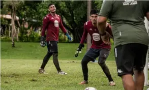  ?? FaCEBOOK saPRissa ?? Aarón Cruz y Kevin Chamorro durante una de las sesiones del equipo morado en San Carlos.