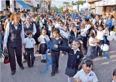 Celebran 125 Años de los Colegios Jadilopistas - PressReader