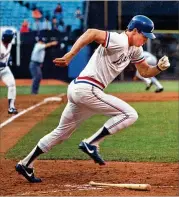  ?? AJC STAFF 1985 ?? Dale Murphy, who hit 398 home runs in 18 seasons, was one of the Braves’ biggest stars and the face of the franchise before being traded in 1990.