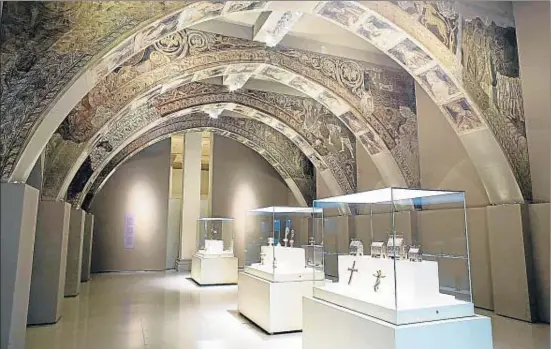  ?? ARCHIVO ?? Sala del MNAC donde se hallan las pinturas de Sijena que forman parte del litigio con Aragón pero que no entraban en el preacuerdo