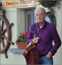  ?? Photo by Declan Malone ?? Michael Herlihy outside his shop, Siopa Ceoil an Daingin, in The Colony.