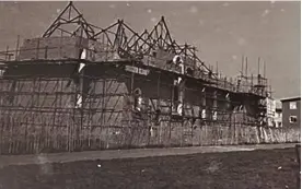  ?? Picture courtesy of Whitley Community Museum ?? WORK IN PROGRESS: 10, 1959.
Christ the King church, pictured under constructi­on on April