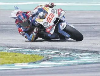  ?? // EFE ?? Marc Márquez probó su nueva moto en los test de Sepang y la próxima parada será en Qatar