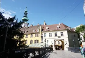  ??  ?? MICHAEL’S GATE AND TOWER. The only remaining gate from the medieval times that regulated entry into Bratislava.