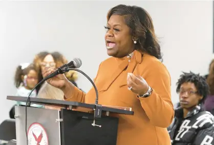  ?? JOHN SMIERCIAK/POST-TRIBUNE PHOTOS ?? Lekeisha Sellers addresses representa­tives from Calumet College of St. Joseph a during a public hearing regarding the charter authorizat­ion of Thea Bowman Leadership Academy on Thursday.