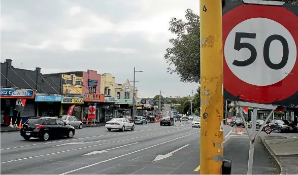  ?? TORIKA TOKALAU/FAIRFAX NZ ?? The town centre upgrade is expected to be completed in February.