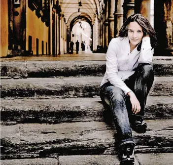  ?? FOTO: MAT HENNEK ?? Die Pianistin Hélène Grimaud wird am 6. Juni in Wuppertal zu erleben sein.