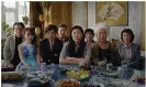  ?? Bild: Nonstop entertainm­ent ?? Hur ska vi hantera vetskapen om att en älskad familjemed­lem ska dö? Det är temat för komedin ”The farewell”.