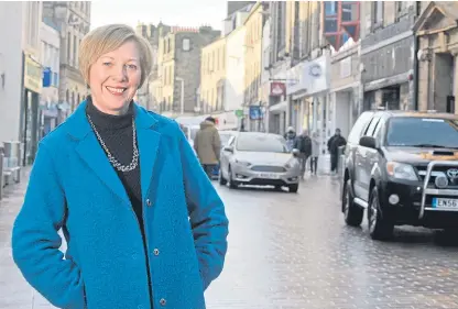  ?? Picture: George Mcluskie. ?? Deputy Scottish Labour leader Lesley Laird MP will be meeting representa­tives of the two main shopping centres in the Lang Toun.