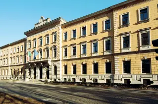  ?? (Rensi) ?? TribunaleI­l Palazzo di giustizia di Trento, dove ieri si è tenuta l’udienza preliminar­e sul caso di bancarotta della coop edile Btd, per il quale sono indagati 14 imputati. La prossima udienza è fissata a febbraio