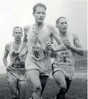  ?? STUFF ?? A 1961 Auckland cross-country race with Bill Baillie, right, Vern Walker, centre, and Olympic marathon bronze medallist Barry Magee fighting it out.