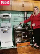  ??  ?? Running perfectly: Gill Dickens still uses the oven that came fitted to her showman’s caravan 1953