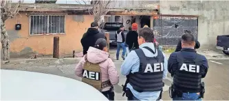  ?? ?? ayer elementos de la FGE y la Sedena desplegaro­n un operativo en Ciudad Juárez contra el crimen