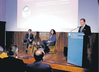  ?? Arnau Martínez / ACN ?? Illa participó ayer en un coloquio organizado por el Colálegi d’economiste­s de Catalunya