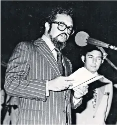  ??  ?? James Mancham taking the oath of allegiance in 1976, with his rival Albert René at his side: he hoped to make the Seychelles a taxfree haven, but was denounced by his opponents for mingling with the jet set