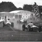  ??  ?? Below: Ken Wharton in the supercharg­ed BRM leads the field in the 1954 New Zealand GP at Ardmore