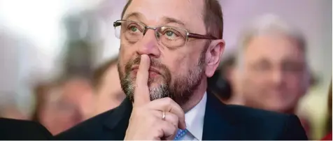  ??  ?? SPD Kanzlerkan­didat Martin Schulz: Die Sache hat einen Haken