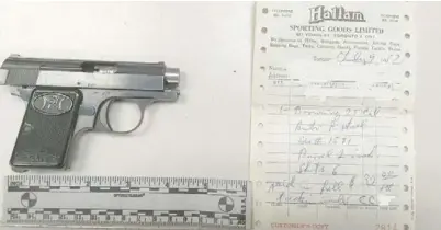  ?? TORONTO POLICE SERVICE ?? This firearm, purchased in 1957, was turned over to police for destructio­n during gun amnesty program.