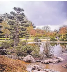  ?? RP-FOTO: ANNE ORTHEN ?? Der japanische Garten im Nordpark war in den 80er Jahren ein Geschenk der japanische­n Gemeinde.