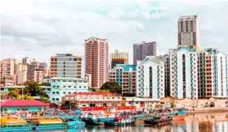  ?? PHOTOGRAPH COURTESY OF UNSPLASH/ MICHAEL BUILLEREY ?? ALMOST business as usual as IATF allows certain types of indoor business meetings in GCQ areas like Manila.