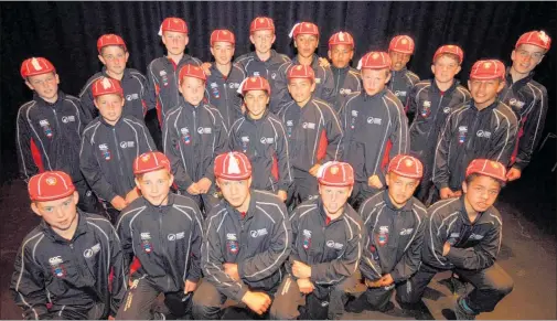  ?? PHOTO: CLINTON LLEWELLYN. ?? The 22 players in CHB’s 2018 Ross Shield squad at Saturday night’s capping ceremony, where they performed a haka.