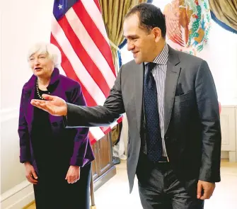  ?? WIN MCNAMEE/GETTY IMAGES VIA AFP ?? Janet Yellen y Arturo Herrera sostuviero­n su encuentro en Washington DC