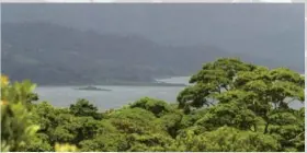  ?? JOSÉ CORDERO ?? La excursión incluye una paradita en el lago del volcán Arenal.