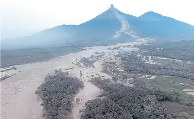  ?? PolicÍa de GuaTeMala ?? El Volcán de Fuego, luego de la erupción