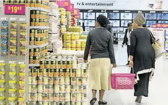  ?? Bloomberg ?? THE AVERAGE cost of the household food basket was R4 241.11, an increase of R103.69, or 2.5 percent, between July and August, according to the Household Affordabil­ity Index compiled by the Pietermari­tzburg Economic Justice and Dignity Group. |