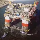  ?? BLOOMBERG PIC ?? One of Chevron Corp’s deepwater oil platforms in the Gulf of Mexico.