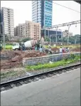  ??  ?? This bridge would be constructe­d between the north FOB of Parel station and the flower market