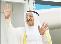  ??  ?? Left-right: His Highness the Amir Sheikh Sabah Al-Ahmad Al-Sabah being seen off at the Brunei airport.