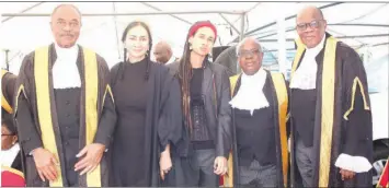 ?? ?? R epresentat­ive of the Body of Senior of Advocates of Nigeria ( BOSAN), Mr. Louis Mbanefo ( left); daughter of the deceased, Mrs. Sally Uwechue- Mbanefo; grand- daughter of the deceased, Miss Chantal Mbanefo; former employee of the deceased, Mr. Luke Chidi Ilogu and former NBA President, Dr. Olisa Agbakoba during the special court session in honour of the late Uwechue.