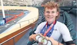  ?? ROBYN EDIE/STUFF ?? Southland cyclist Marshall Erwood won gold at the road nationals in Timaru before picking up four medals at the Oceania Track Championsh­ips in Cambridge.