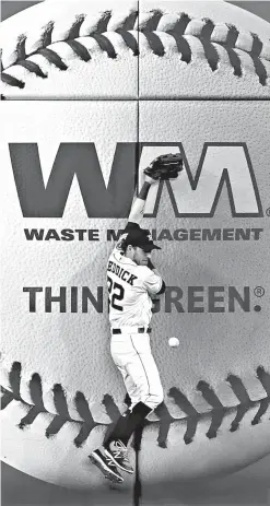  ?? AP Photo/Michael Wyke ?? ■ Houston Astros left fielder Josh Reddick loses the ball as he hits the wall on a single by New York Yankees' Neil Walker during the third inning of a baseball game Thursday in Houston.