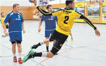  ?? ARCHIV-FOTO: KARL-HEINZ BODON ?? Matthias Fuchs und die Handballer des TSV Bad Saulgau wollen gegen Söflingen II endlich Konstanz in ihr Spiel bringen.