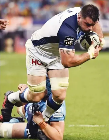  ?? PICTURE: Getty Images ?? Battlegrou­nd: Castres’ lock Rodrigo Capo Ortega is tackled by Nicolaas Van Rensburg