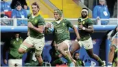  ?? Picture: GETTY IMAGES/PIER MARCO TACCA ?? NEW POSITION: Kurt-lee Arendse of SA with the ball during the 2022 Autumn Internatio­nal rugby match against Italy at Stadio Luigi Ferraris in Genoa, Italy, last weekend. He will start at right wing in the Springboks’ match against England.