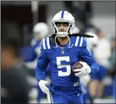  ?? AJ MAST — THE ASSOCIATED PRESS ?? The Indianapol­is Colts traded cornerback Stephon Gilmore to the Dallas Cowboys for a fifth-round draft pick Tuesday.
