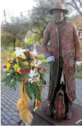  ?? LUISA HOYER / ARCHIV ?? Das Denkmal für Georg Elser in seinem Heimatort Königsbron­n.