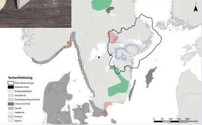  ?? ?? Naturliga förekomste­r av bergarter som användes under mesolitiku­m i södra halvan av Skandinavi­en och Danmark. Kvarts är inte med eftersom materialet var allmänt tillgängli­gt inom större delen av området.
