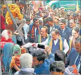  ?? ARVIND YADAV/HT ?? BJP national president J P Nadda campaigns for the MCD election, in New Delhi on Sunday.