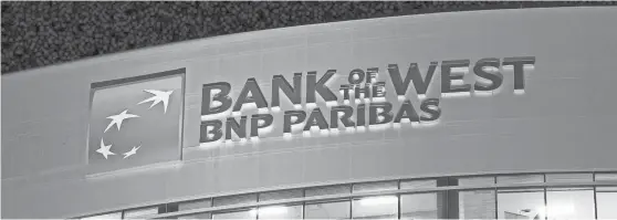  ?? BANK OF THE WEST ?? Bank of the West has unveiled a Tempe office that could bring up to 1,000 jobs.